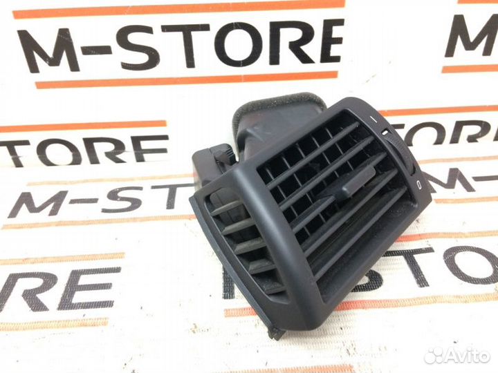 Дефлектор воздушный передний левый Bmw 3-Series