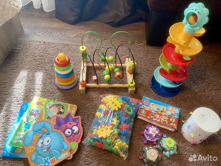 Развивающие игрушки пакетом