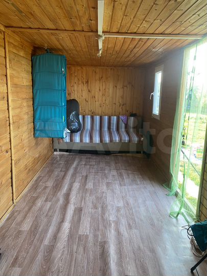 Дача 10 м² на участке 5 сот.