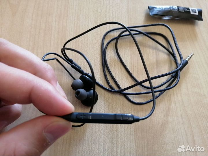 Наушники AKG от samsung