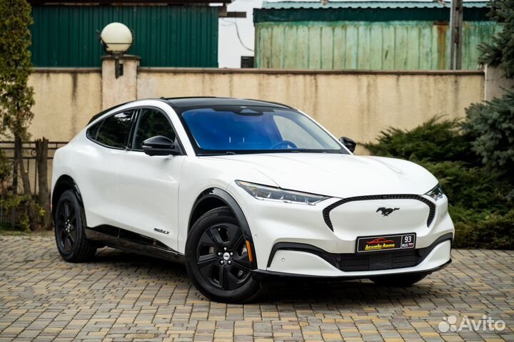 Ford Mustang Mach-E 285 л.с. AT, 2021, 40 750 км