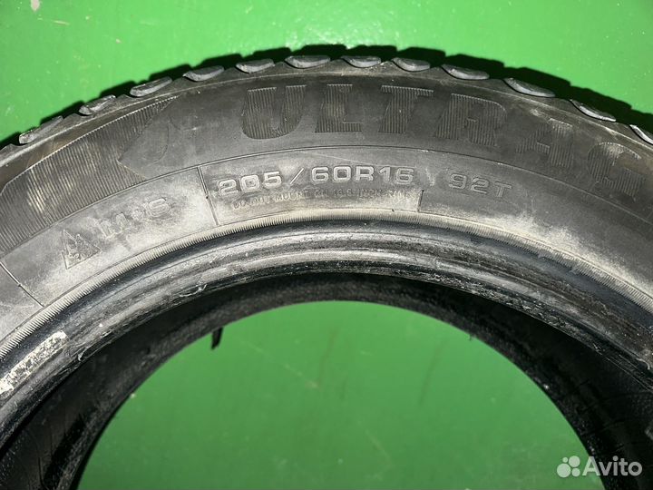 Goodyear Ultragrip Ice Arctic 205/60 R16