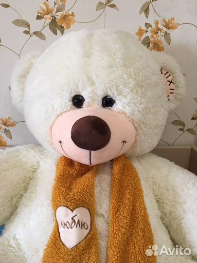 Плюшевый медведь