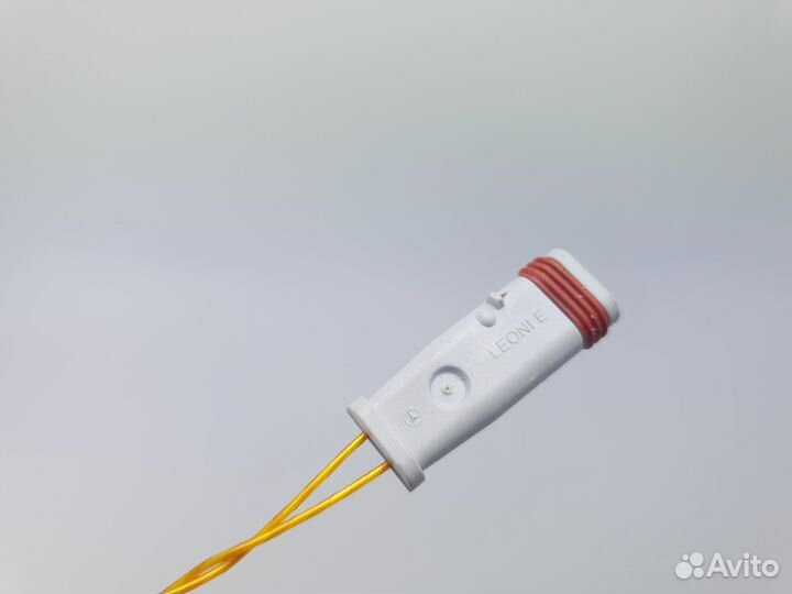 Датчик износа тормозных колодок Mercedes-Benz W211