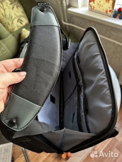 Портфель для ноутбука