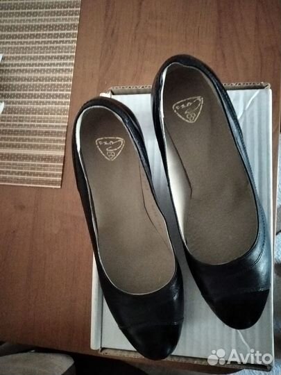 Продам Туфли Женские