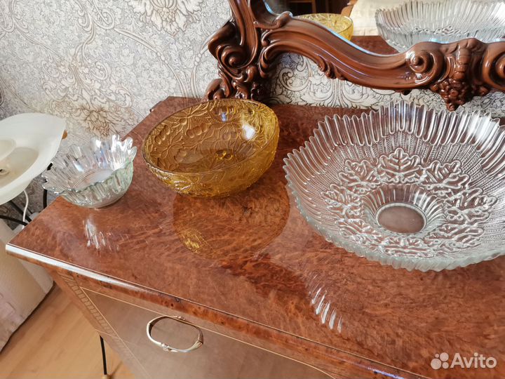 Вазы хрустальные и из стекла