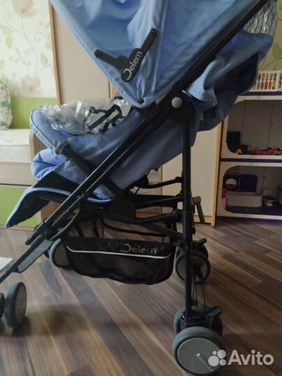 Прогулочная коляска трость