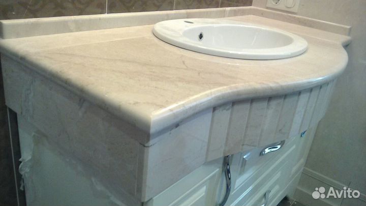Столешница для раковины из натурального мрамора