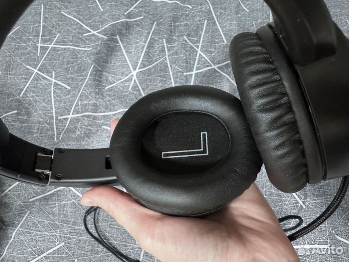 Игровые наушники