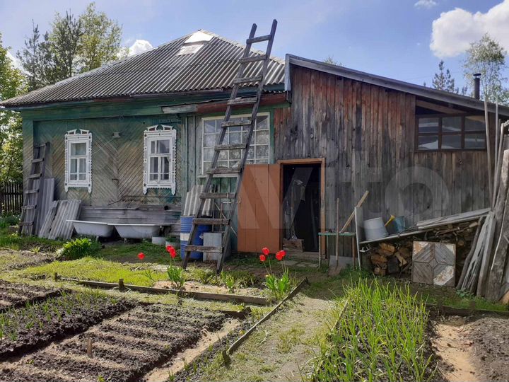 Дом 31 м² на участке 5,5 сот.