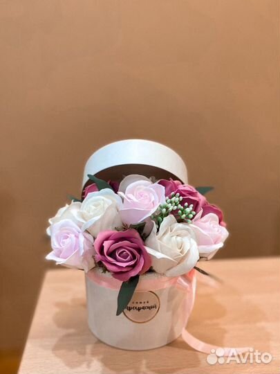 Букет для воспитателя из мыльных цветов