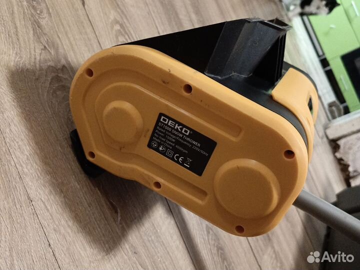 Снегоуборочная электрическая лопата