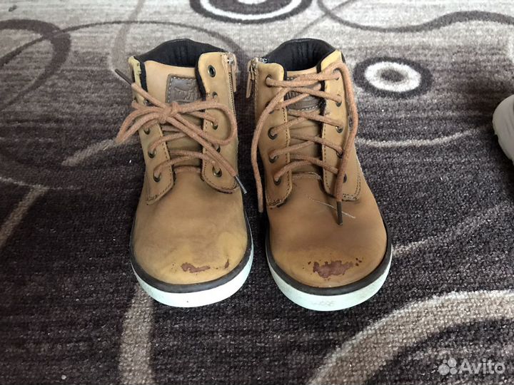 Ботинки и кроссовки