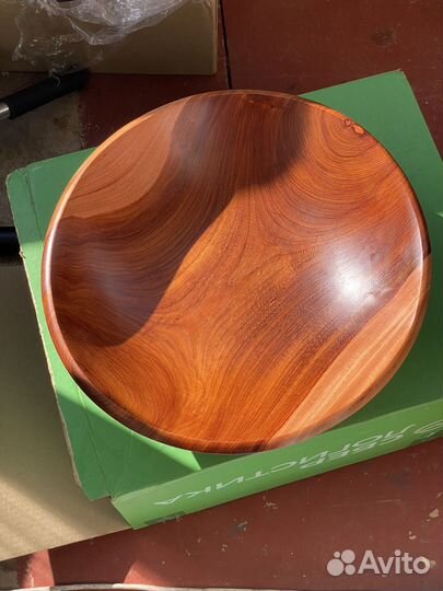 Салатник блюдо из массива дерева 35х10 см