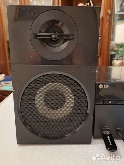 Муз центр LG Hi-Fi.полный фарш.флешка.звук бомба