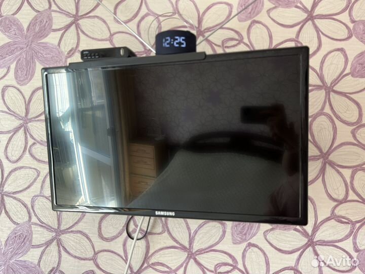 Телевизор samsung