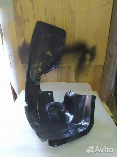 Подкрылок передний Hyundai Tucson 3