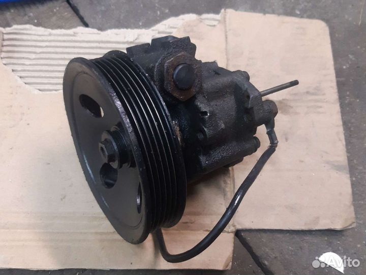 Насос гидроусилителя руля Mercedes W210 202