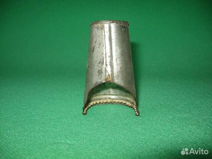 Приспособление для лепки пельменей