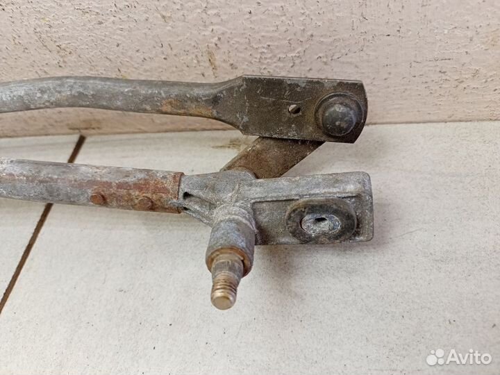 Трапеция стеклоочистителя 3342620