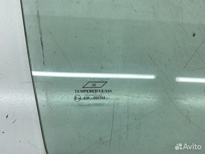 Стекло двери переднее правое (Honda Accord)