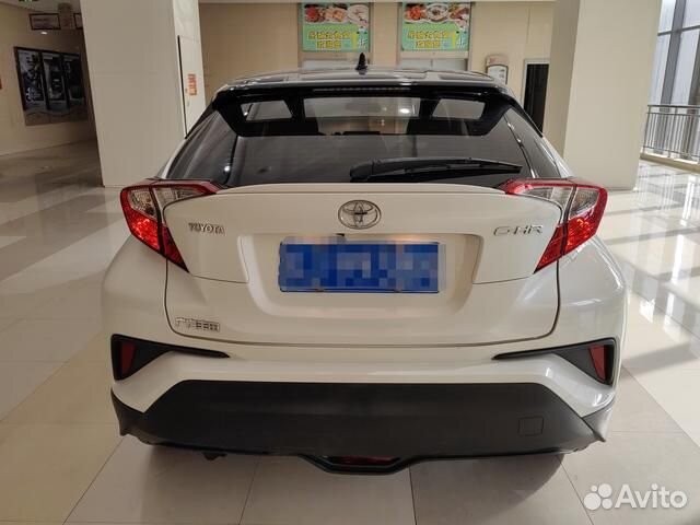 Toyota C-HR 2.0 CVT, 2021, 32 000 км