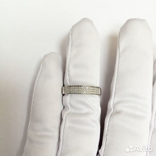 Кольцо с природным камнем Золото