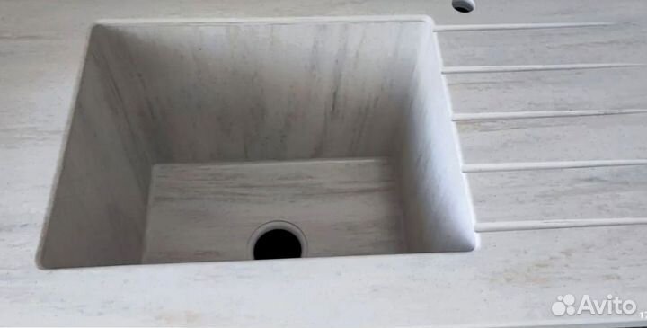 Столешницы кварцевого агломерата на заказ