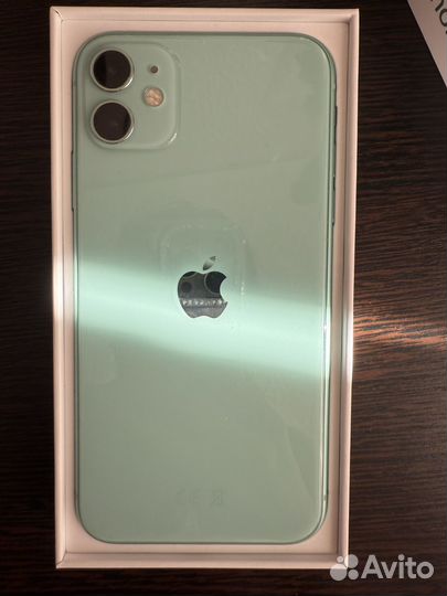 iPhone 11, 64 ГБ