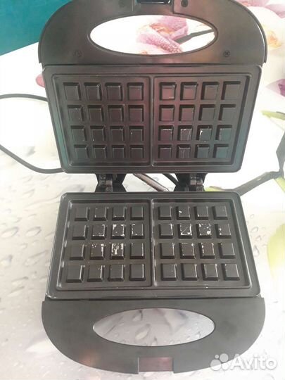 Вафельница