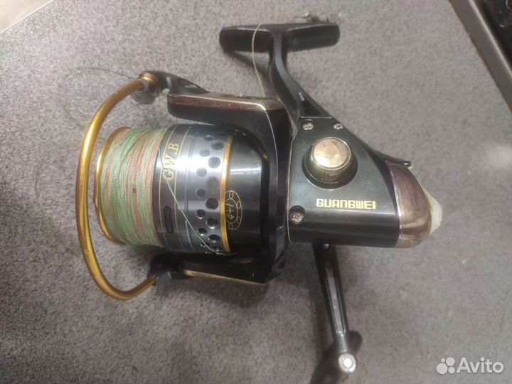 Удилище с катушкой.Катушки