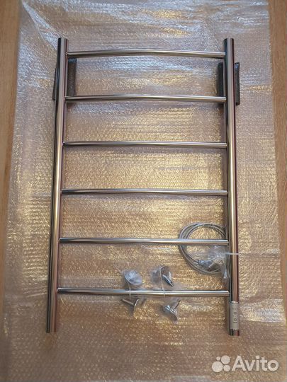 Полотенцесушитель электрический новый нерж 50х80