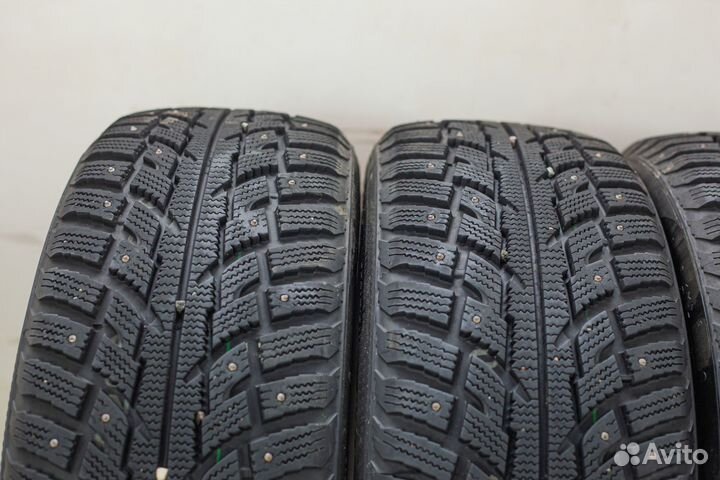 Marshal I'Zen RV Stud KC16 225/60 R18 104T