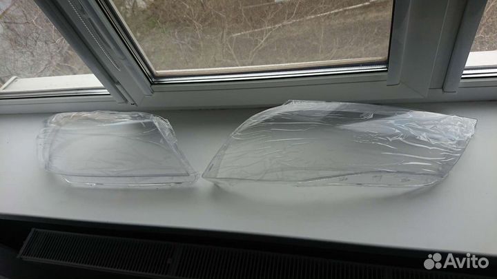 Стекла фар бмв Е90 Е91 2005-2012 галоген
