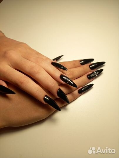 Маникюр на дому