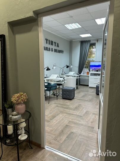 Мастер маникюра и педикюра