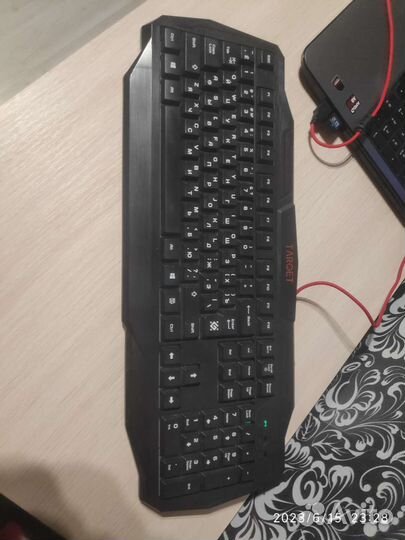 Игровая клавиатура, мышка, коврик