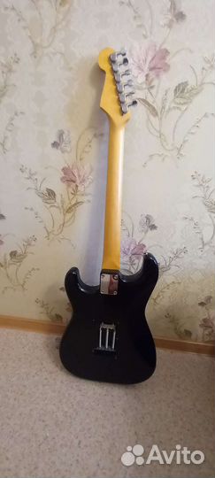 Fender Stratocaster Japan vandalism
