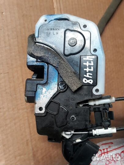 Замок двери передней левой (2 контакта ) Nissan Al
