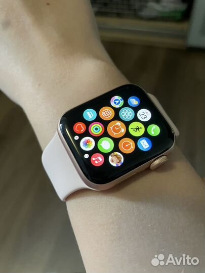Часы apple watch se 40 mm