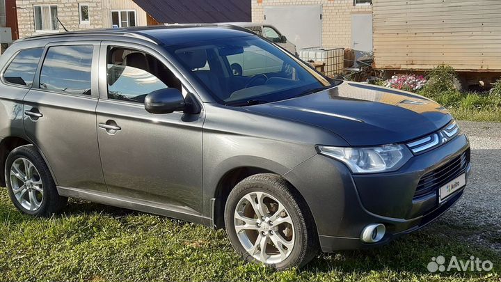 Mitsubishi Outlander 2.4 CVT, 2013, 126 000 км
