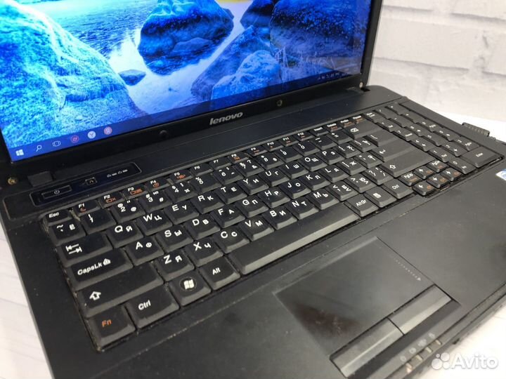 Бюджетный шустрый ноутбук Lenovo с SSD