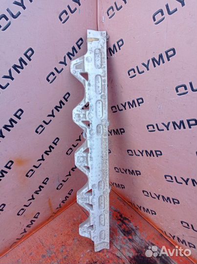 Пенопласт в бампер задний Toyota Harrier MCU15