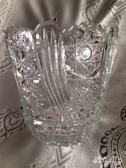 2 вазы хрусталь