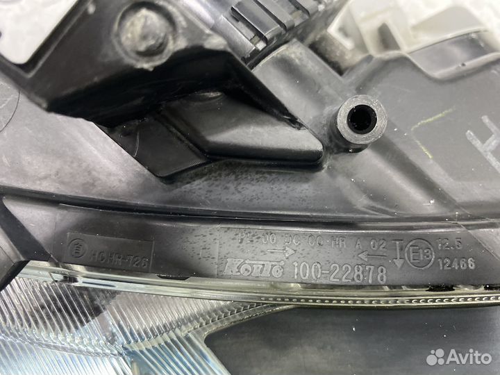 Фара передняя правая на honda Insight