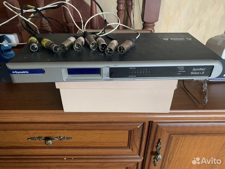 Музыкальный процессор Symetrix SymNet Solus 8