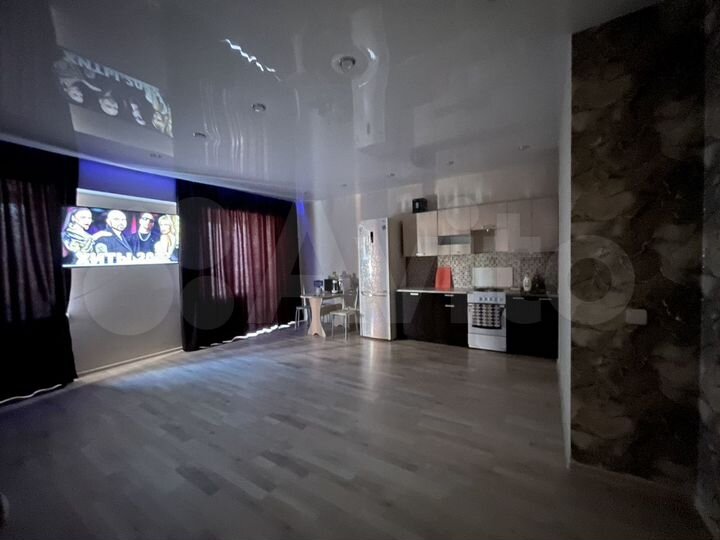 2-к. квартира, 72 м², 14/16 эт.