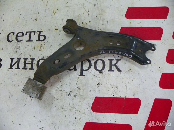 Рычаг передний правый Skoda Octavia