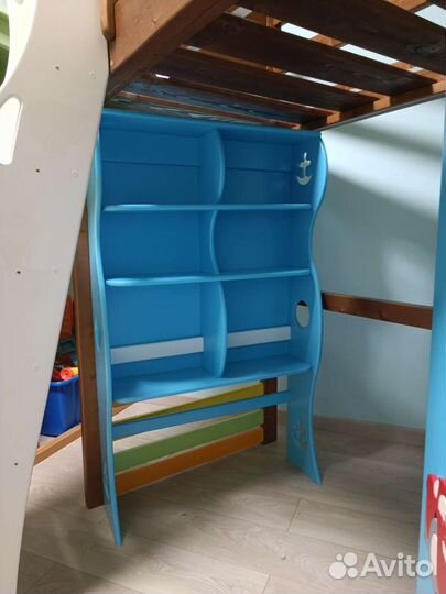 Кровать-чердак Белка дизайн б/у